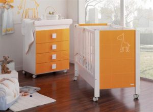 Attractive Babies Room Furniture Design with Lovely Giraffe Themes orange