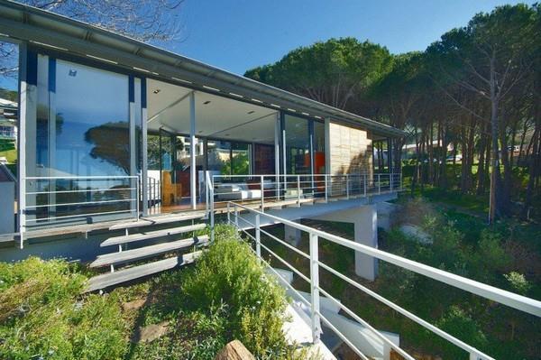 Contemporary The bridge house Design in Cape Town