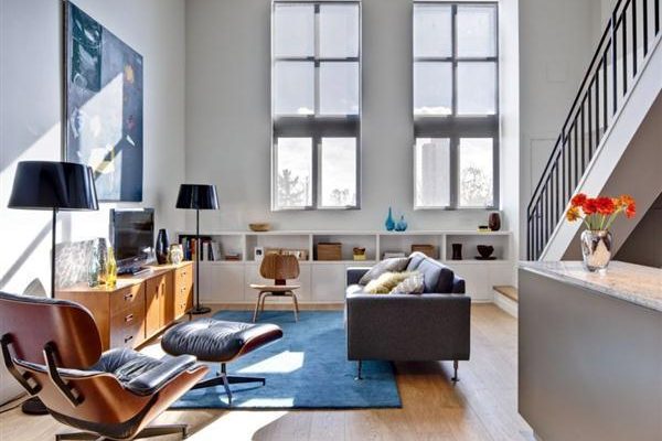 Contemporary and Cozy Home Interior Design in Toronto, Canada