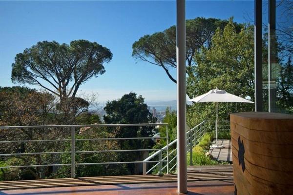 Contemporary and luxurious Villa Design with Unique Concept in Cape Town