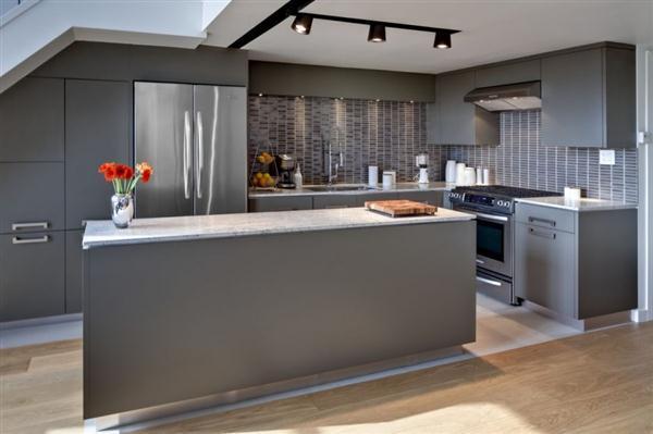 Modern and Cozy kitchen Design in Toronto Canada