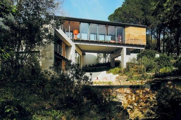 Contemporary Villa with Unique Design in South Africa