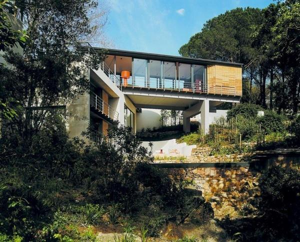 Contemporary Villa with Unique Design in South Africa