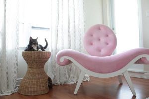 Creative Japanese Apartment Design Inspiration with pink corner