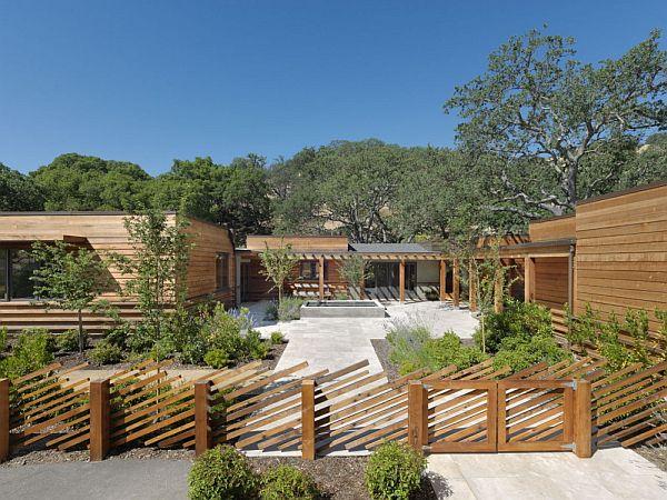 Creative Wooden House Design Ideas by MacCracken Architects yard