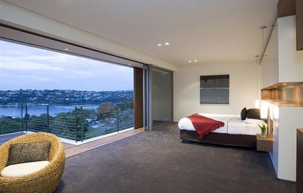 Luxurious bedroom design on the Mosman House by Corben Architects